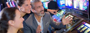 Roulette wheel and betting layout live feed from garuda188 login studio